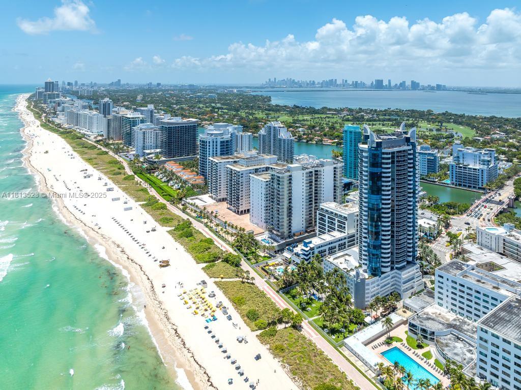 6301 Collins Ave 1405