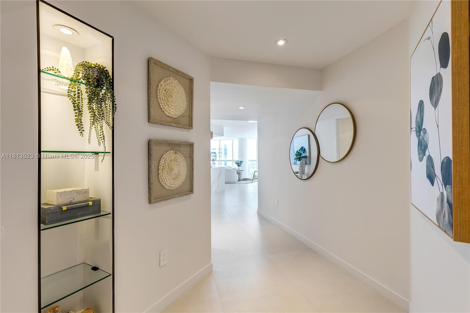 6301 Collins Ave 1405