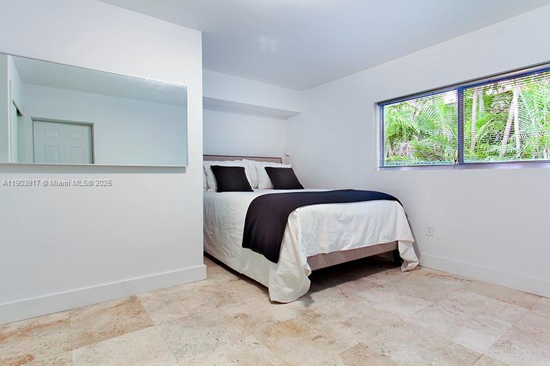 SAN MARINO ISLAND - Residential Lease