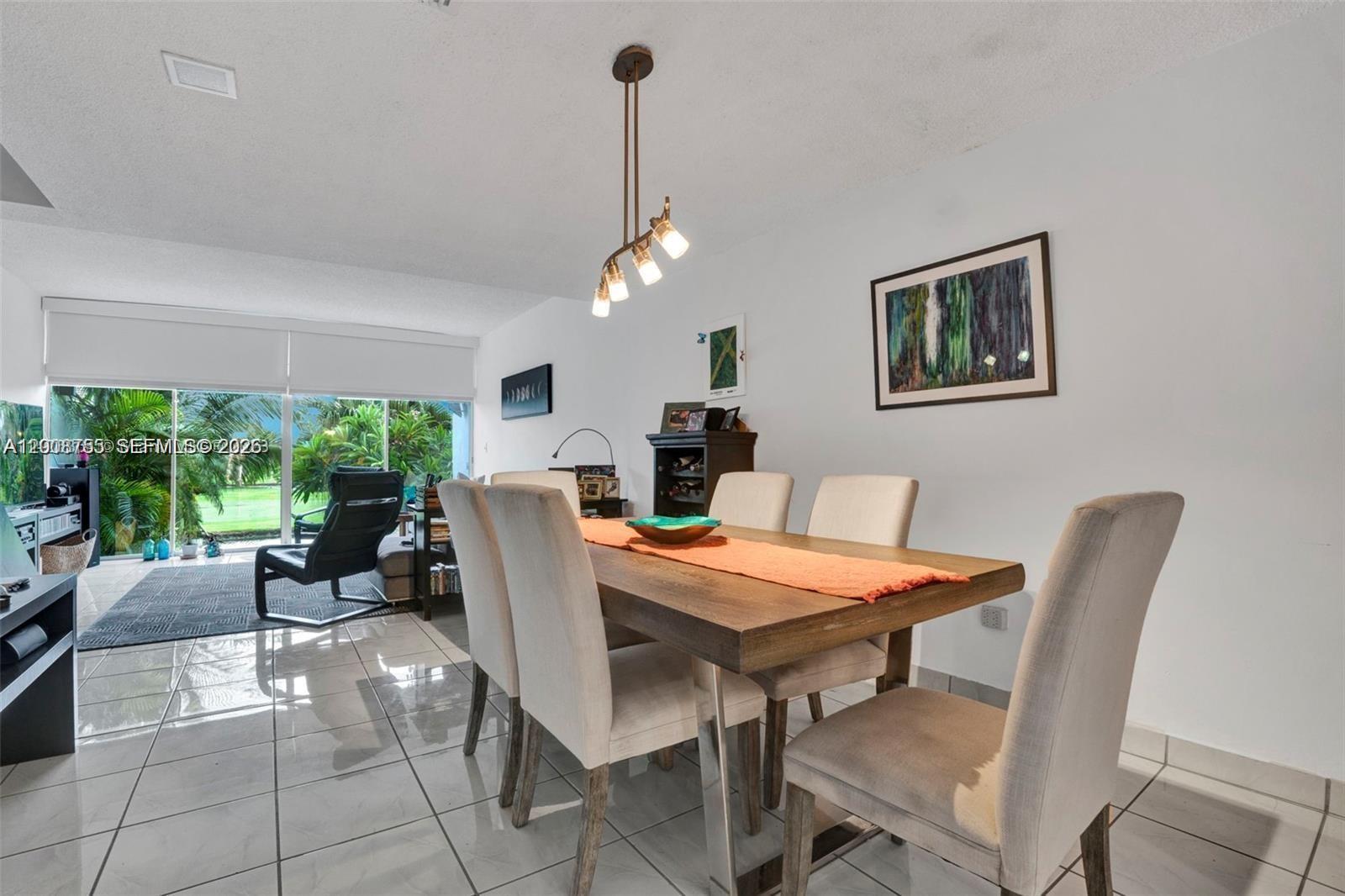 COUNTRY CLUB OF MIAMI CON - Residential