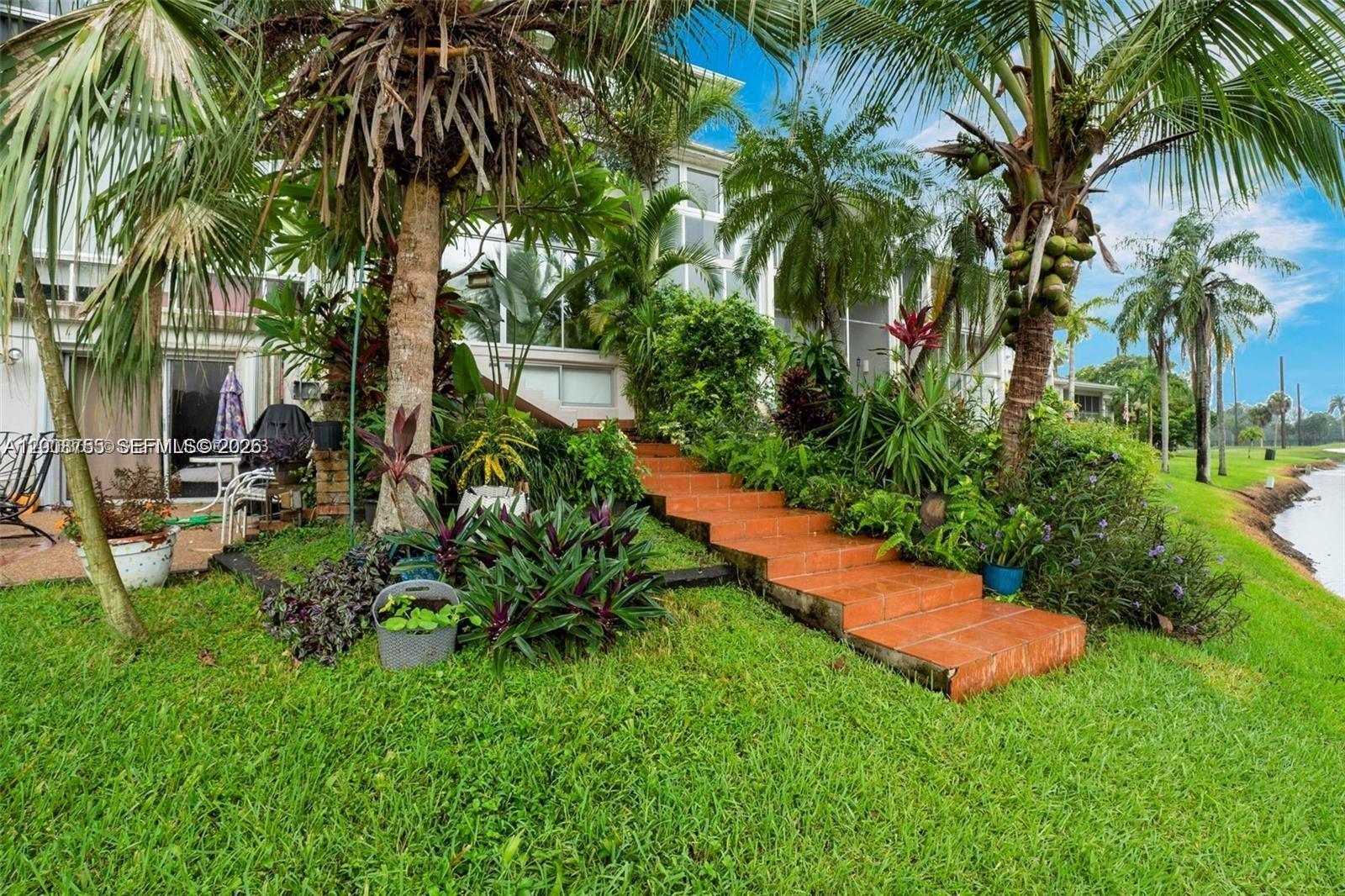 COUNTRY CLUB OF MIAMI CON - Residential