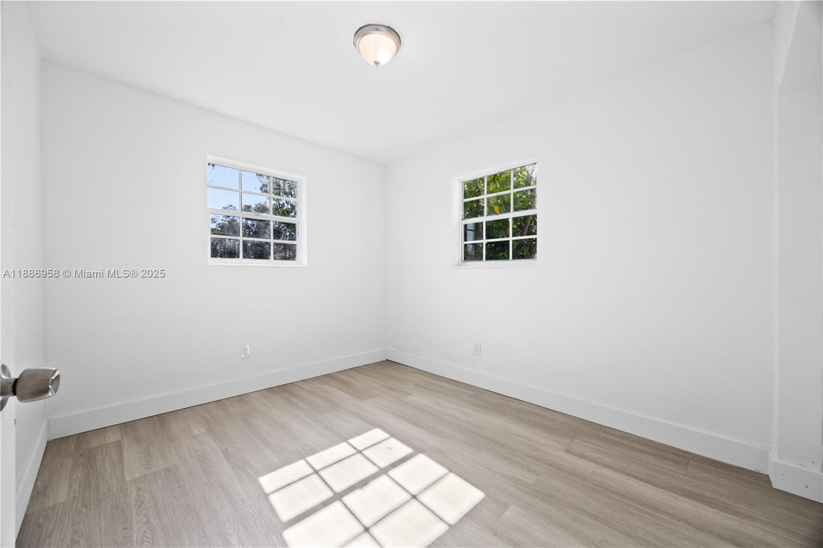 REPLAT OF PORTIONS OF RIC - Residential