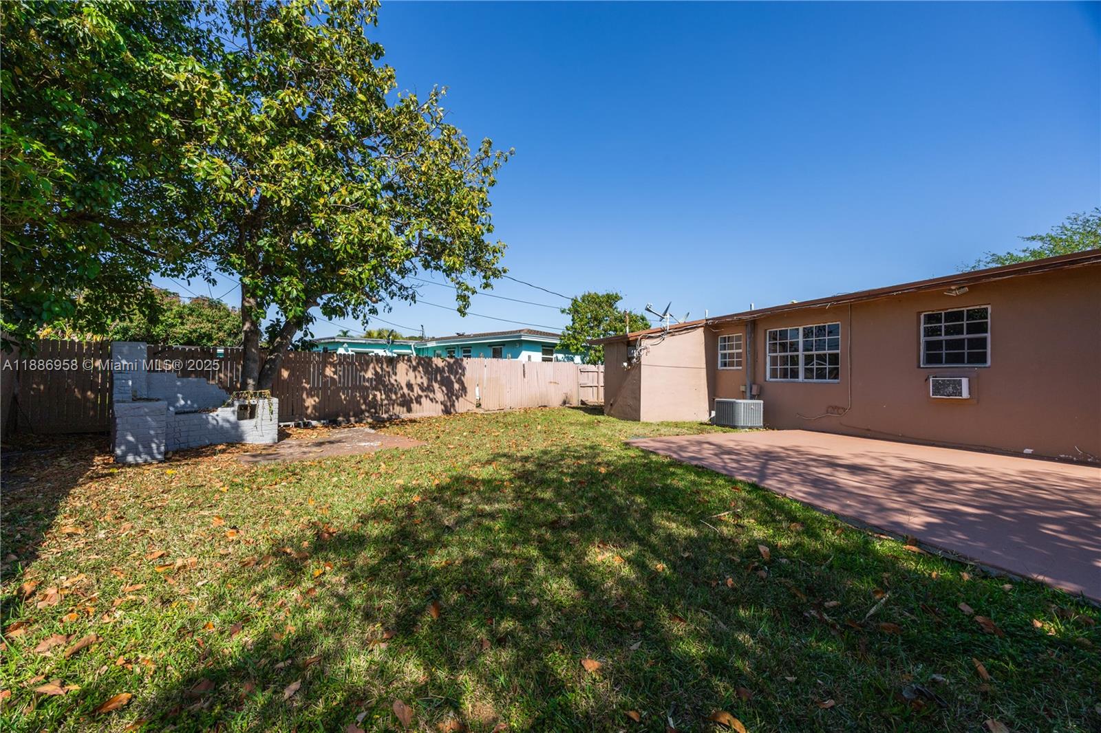 REPLAT OF PORTIONS OF RIC - Residential