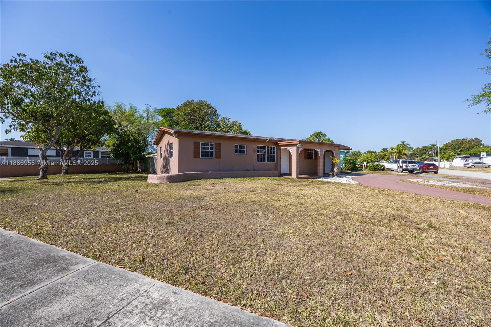 REPLAT OF PORTIONS OF RIC - Residential