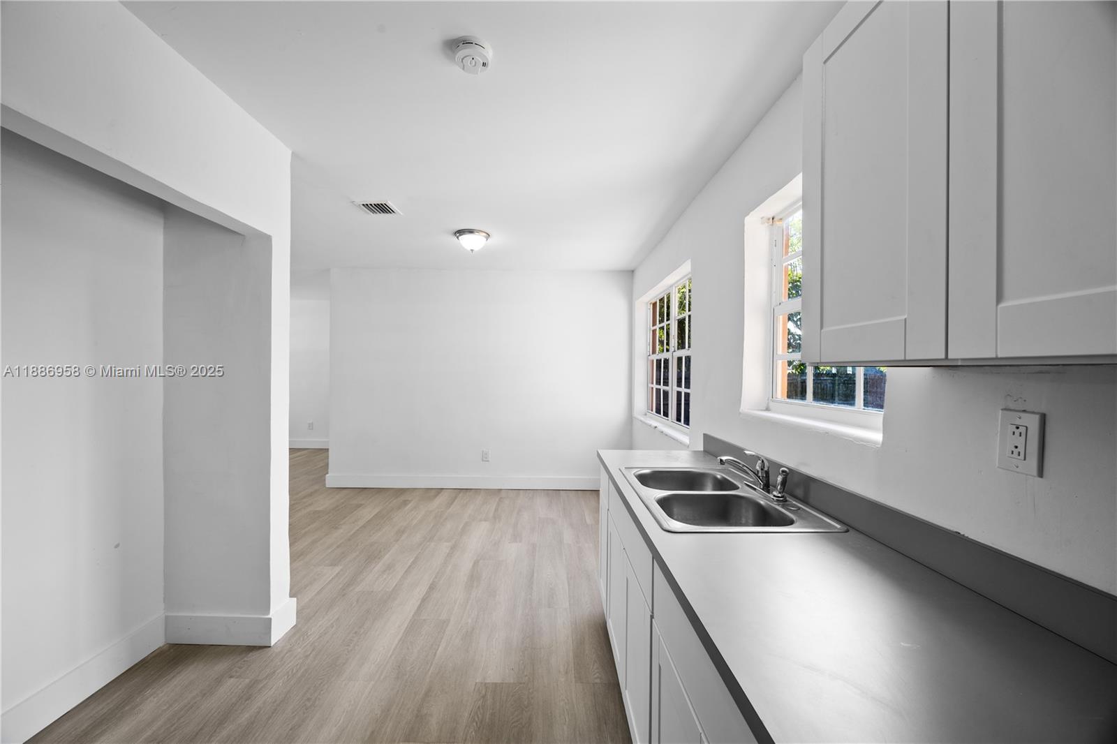 REPLAT OF PORTIONS OF RIC - Residential