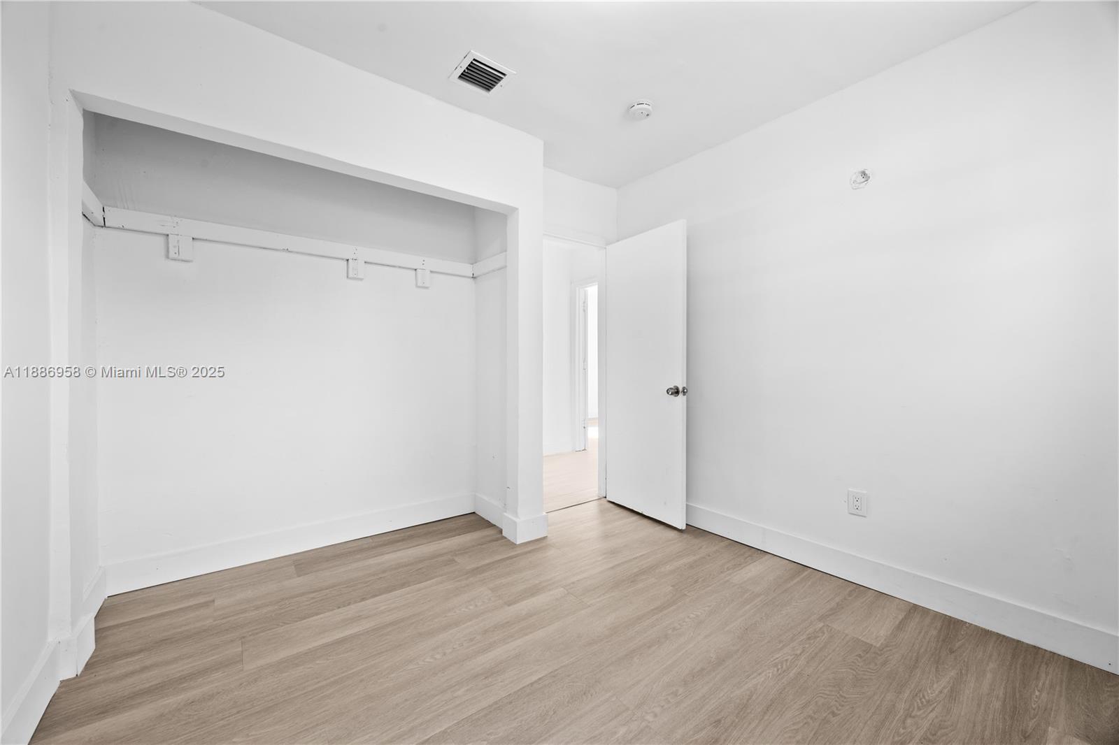 REPLAT OF PORTIONS OF RIC - Residential