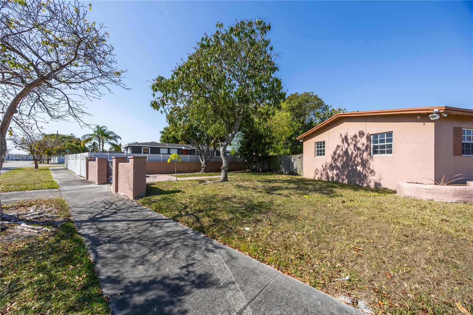 REPLAT OF PORTIONS OF RIC - Residential