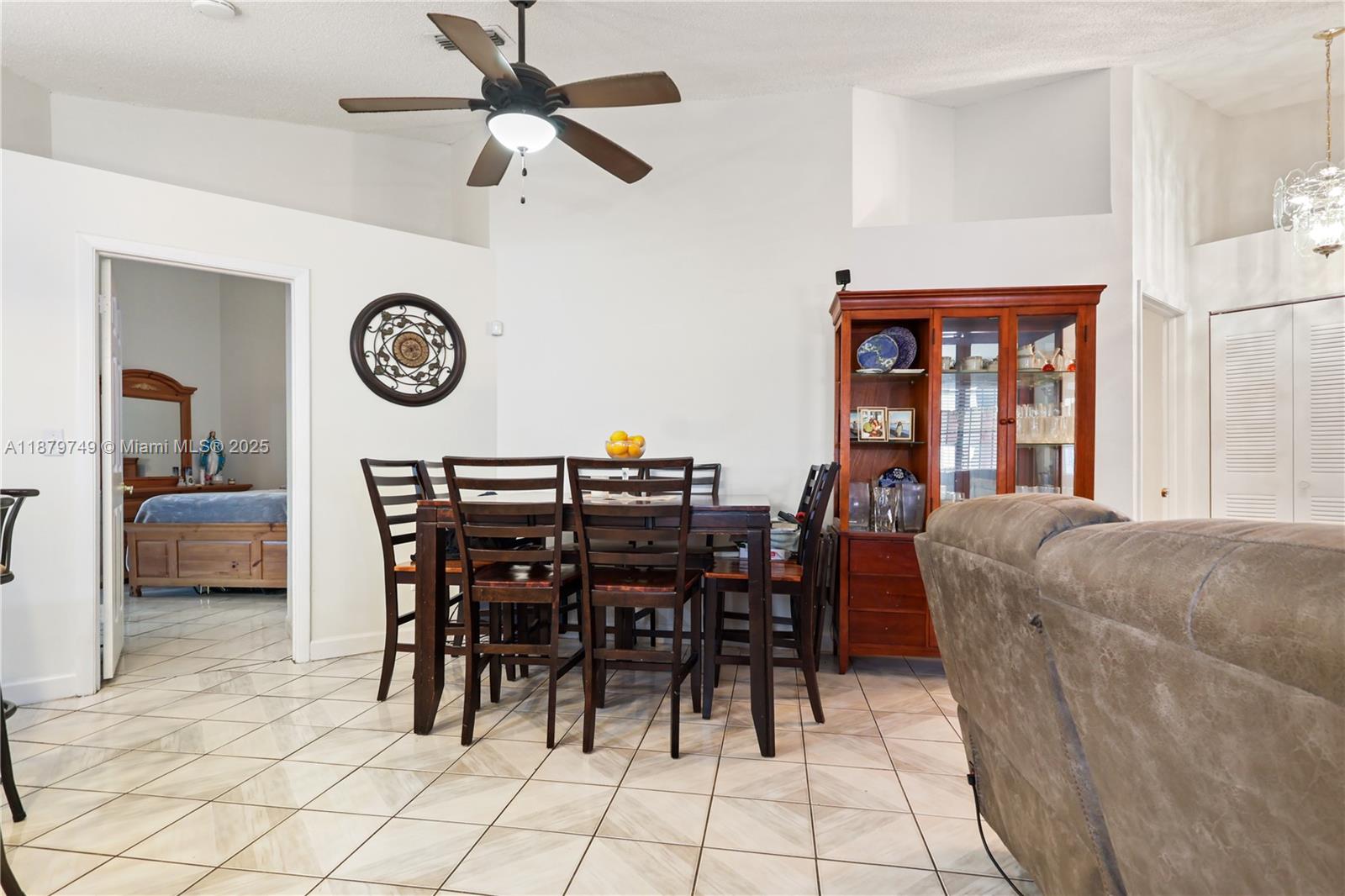 LORMAR I - Residential