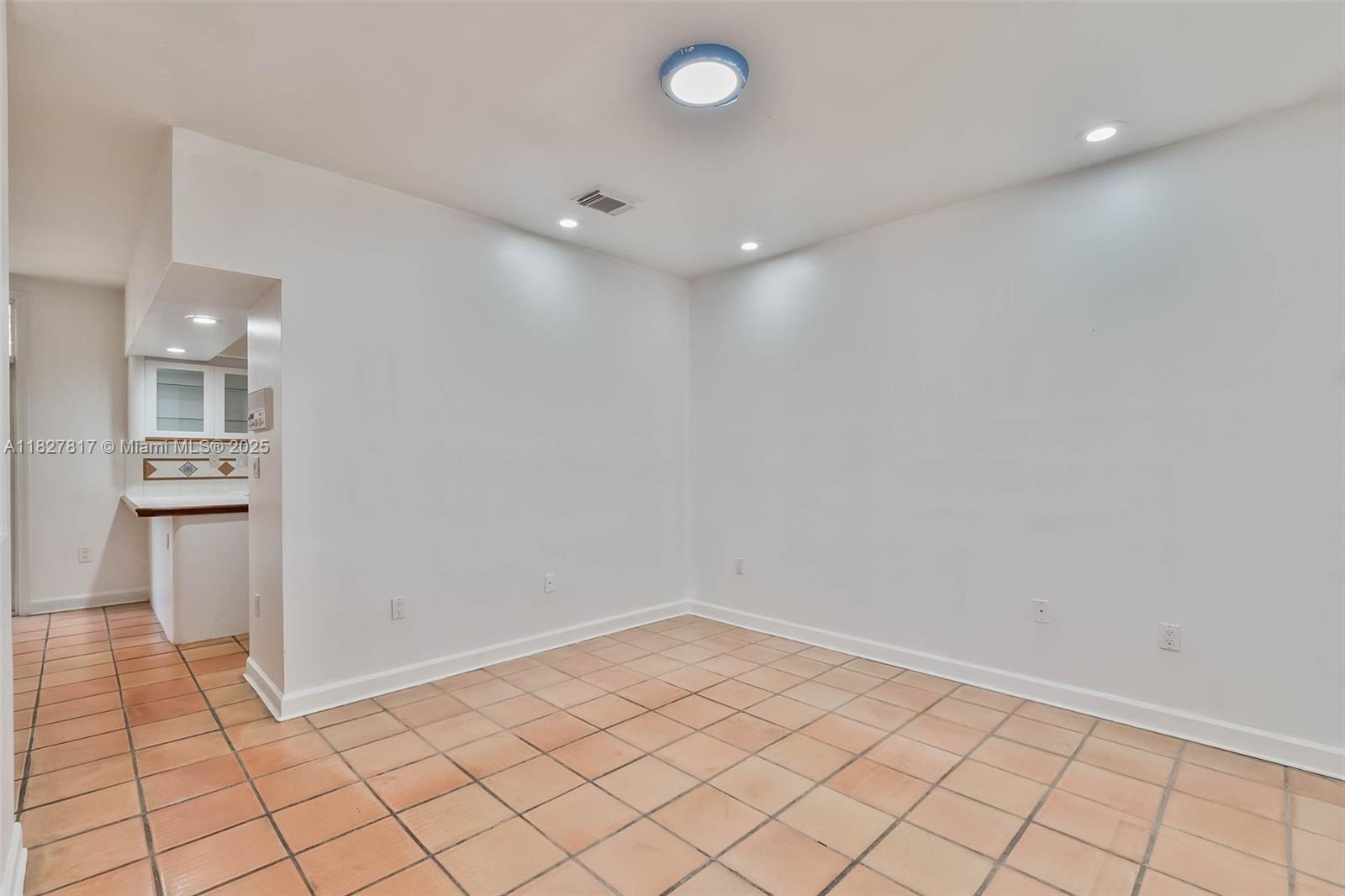 3136 Virginia St