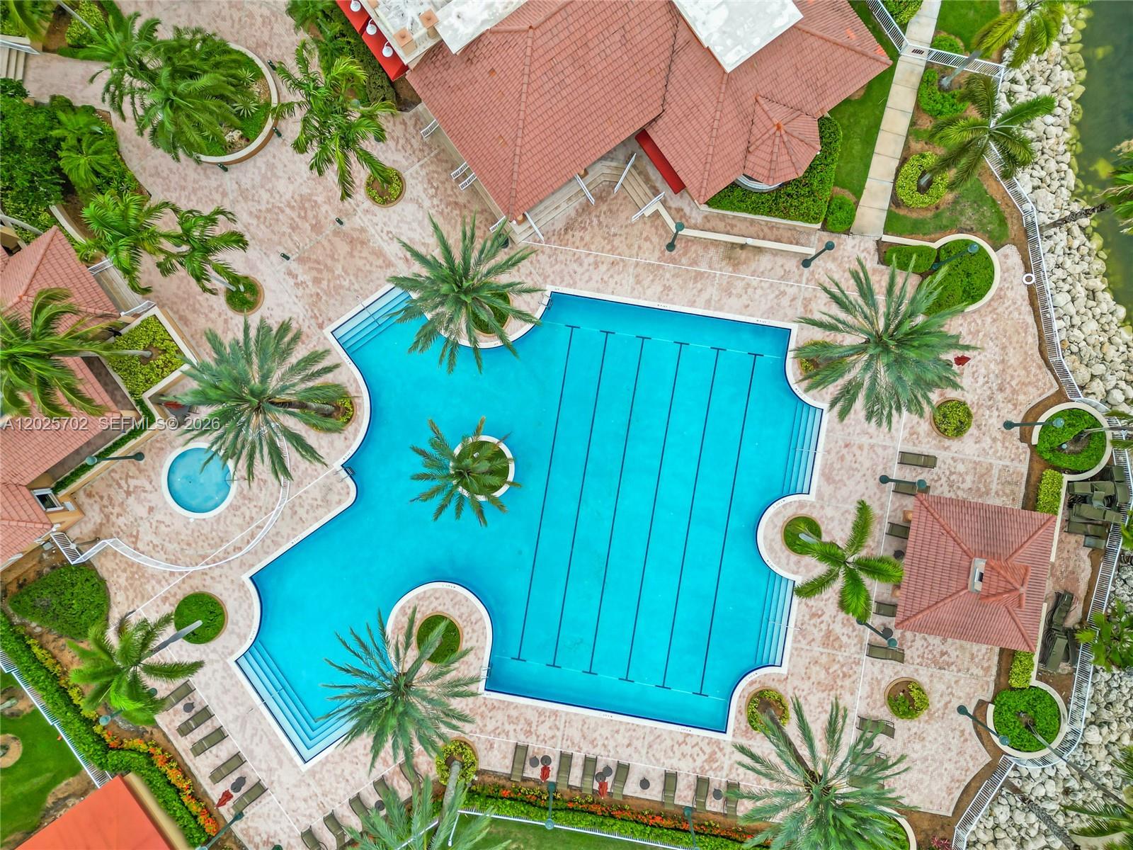 SUNSET LAKES PLAT THREE - Residential