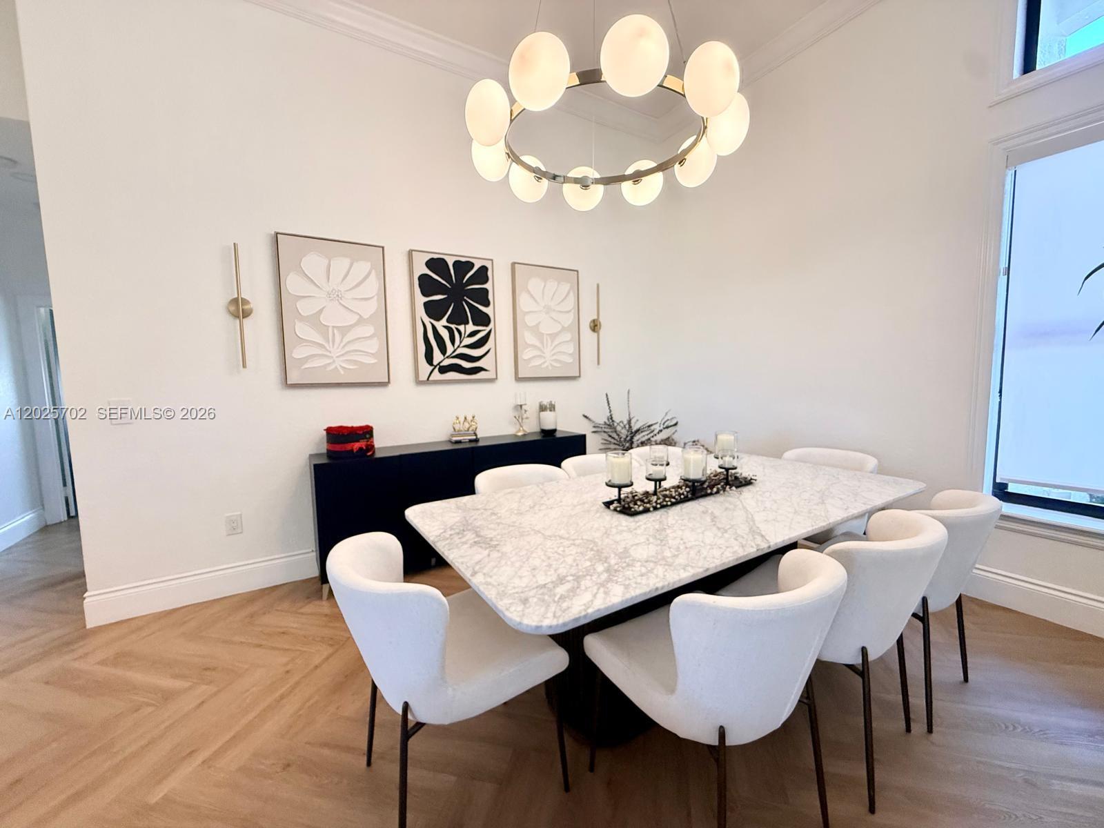SUNSET LAKES PLAT THREE - Residential