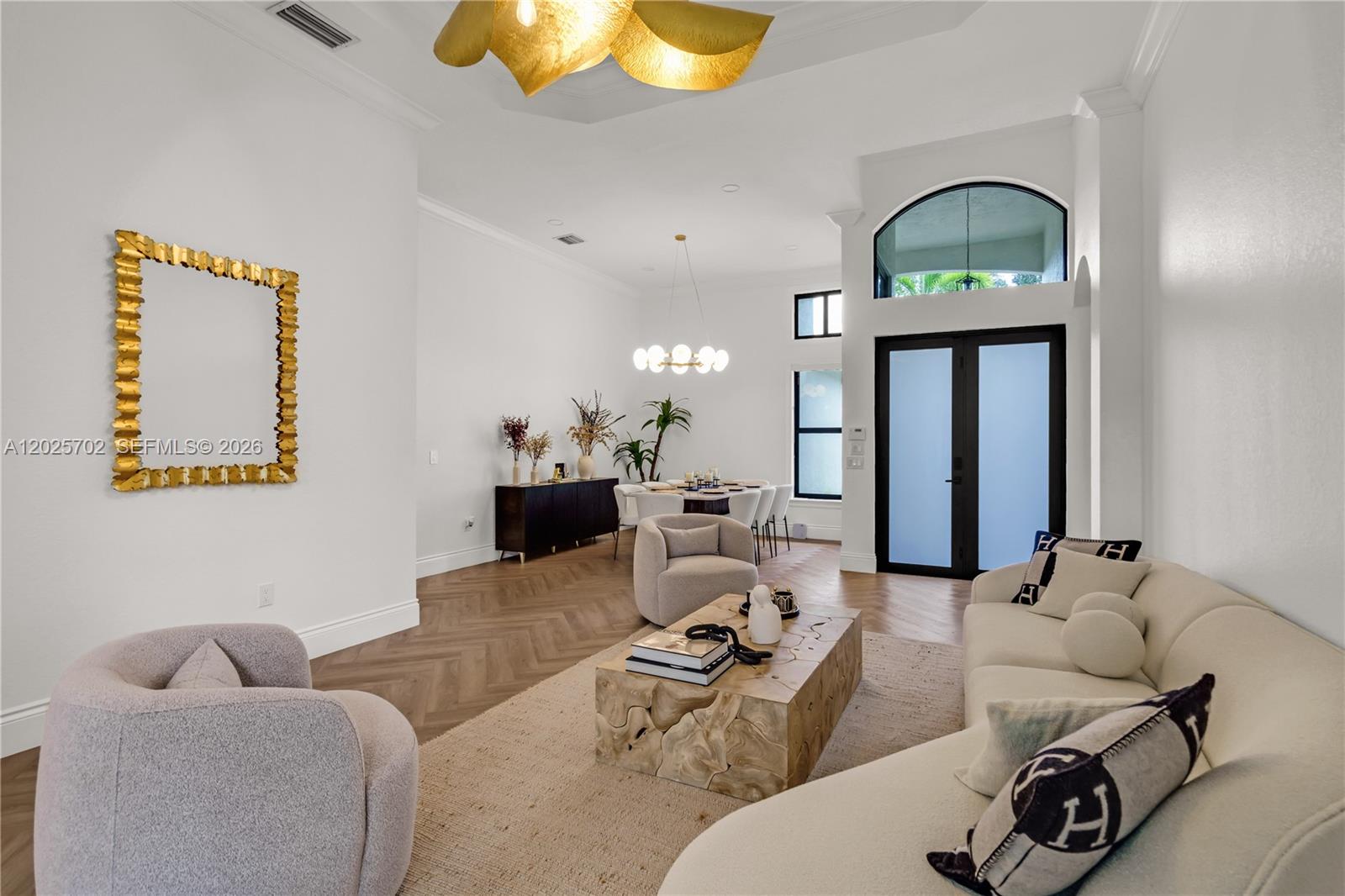 SUNSET LAKES PLAT THREE - Residential