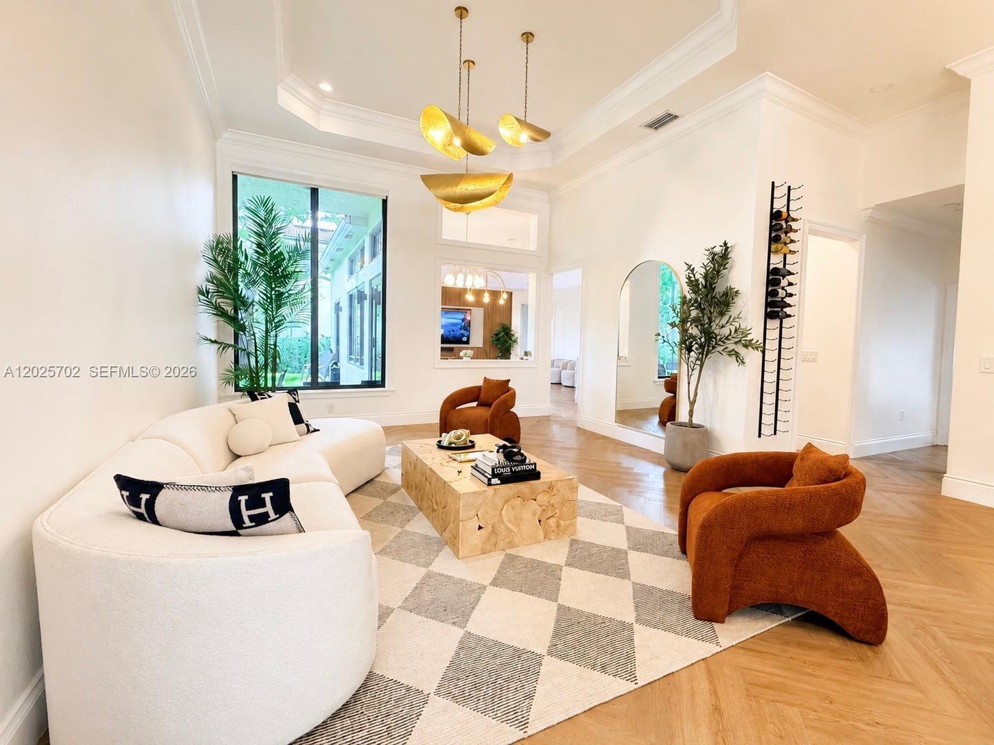 SUNSET LAKES PLAT THREE - Residential