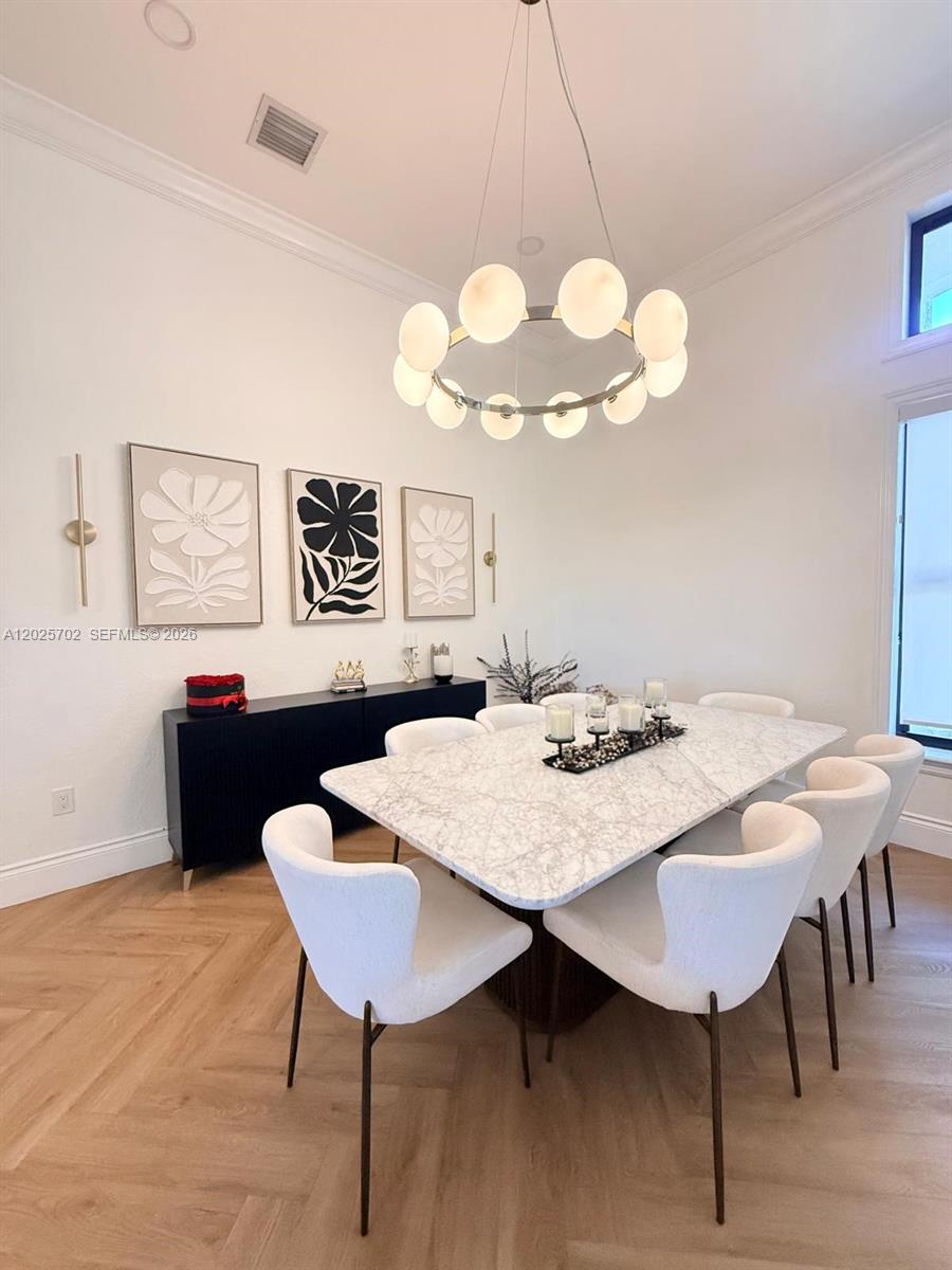SUNSET LAKES PLAT THREE - Residential