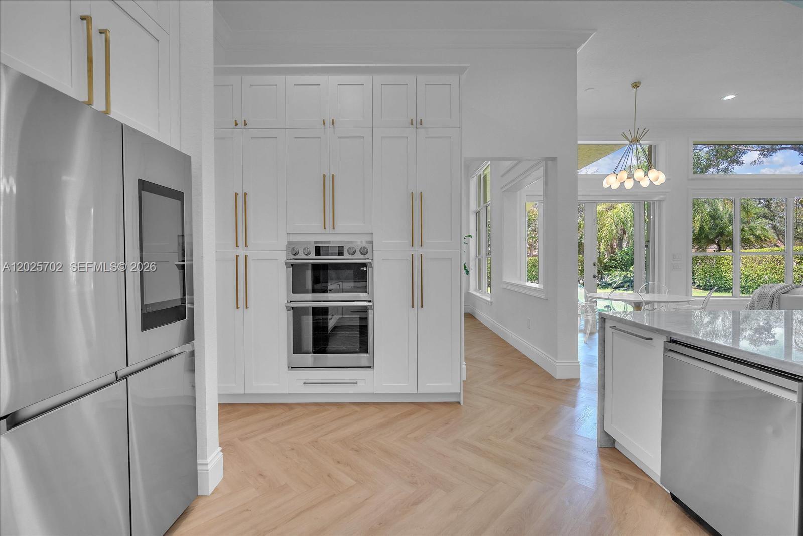 SUNSET LAKES PLAT THREE - Residential