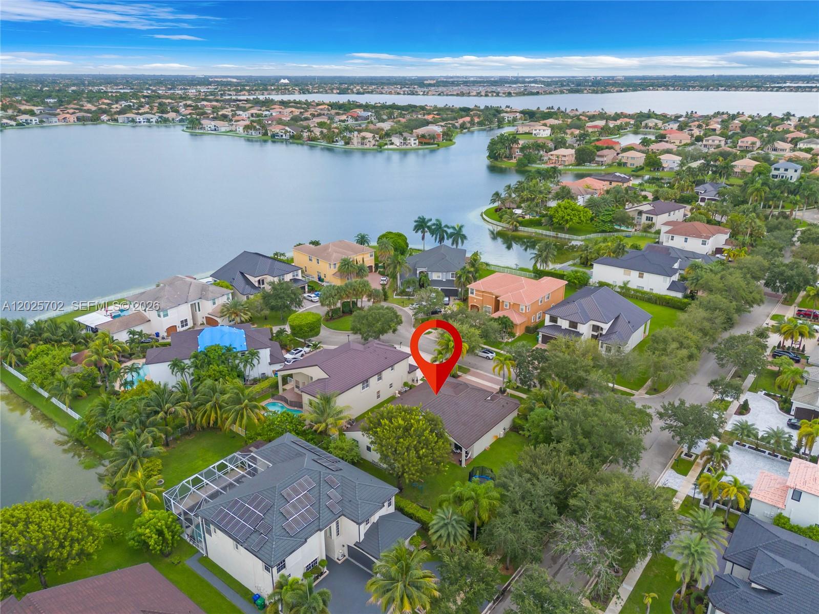 SUNSET LAKES PLAT THREE - Residential