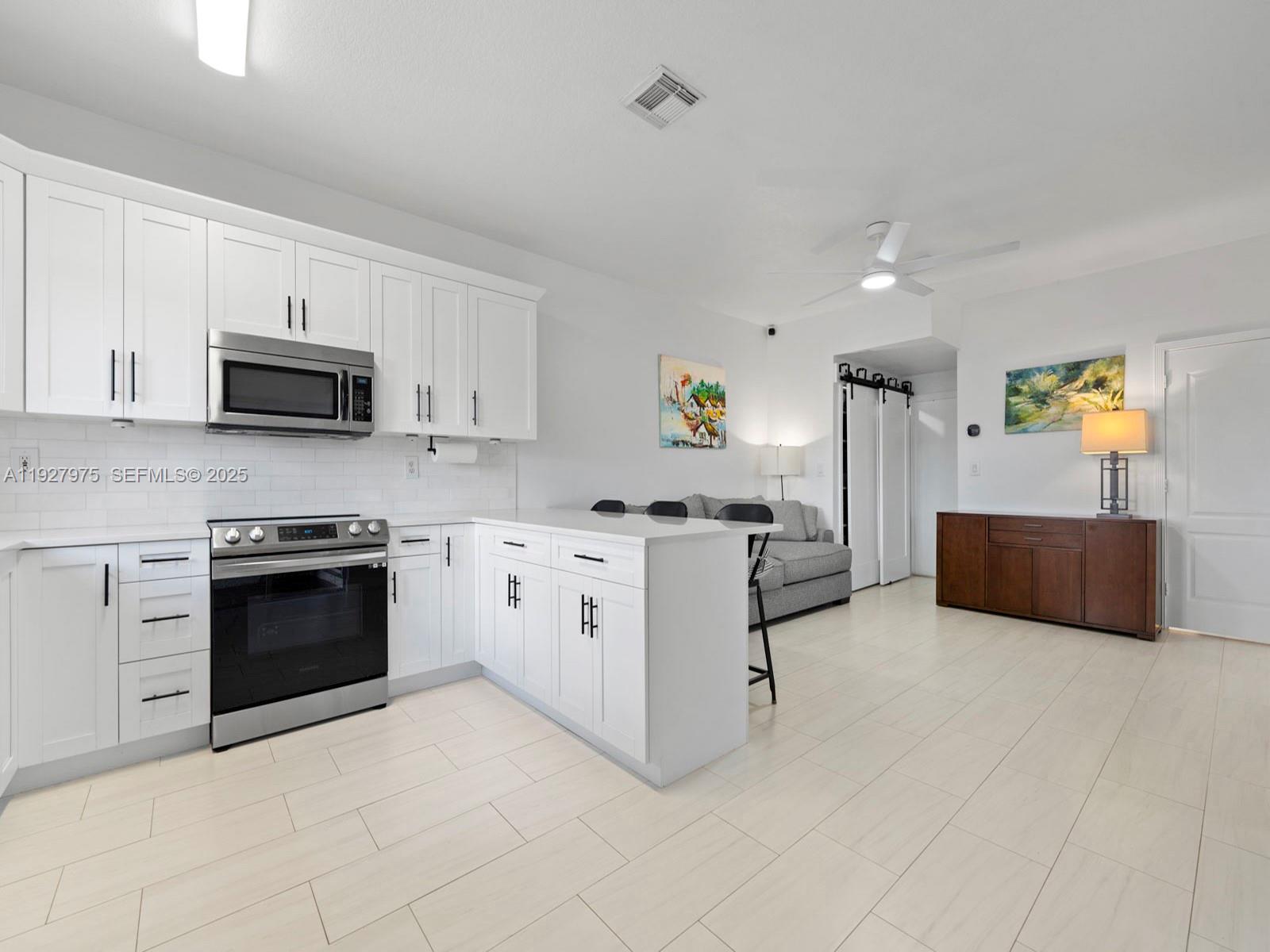 REPLAT OF PORTION OF M P - Residential Lease