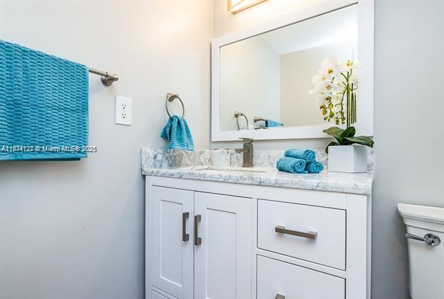 WAVE CONDO - Residential Lease