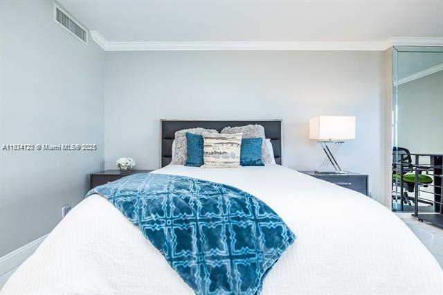 WAVE CONDO - Residential Lease