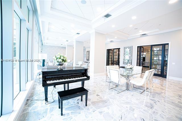 WAVE CONDO - Residential Lease