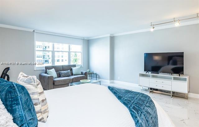 WAVE CONDO - Residential Lease