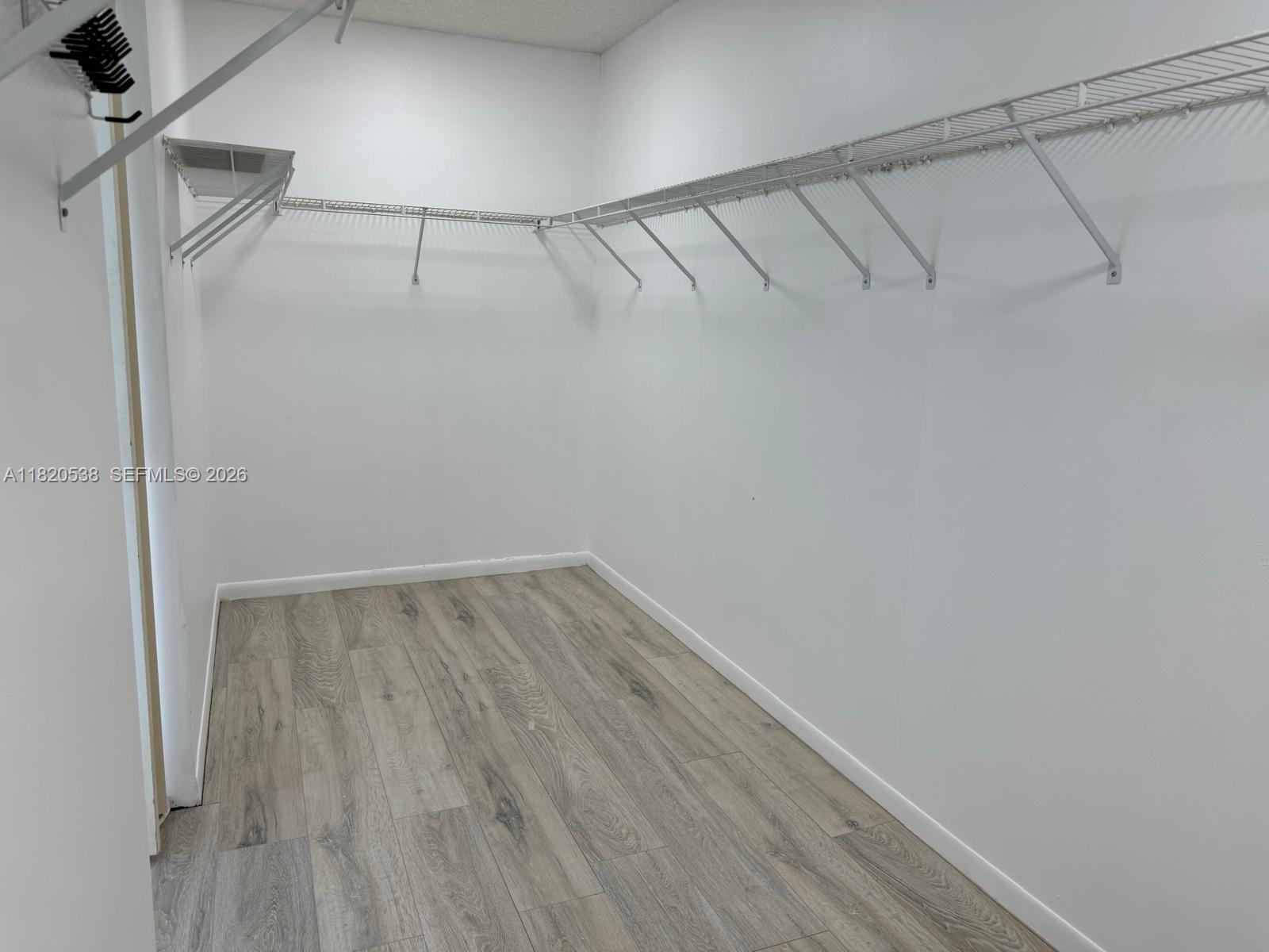 SAWGRASS ESTATES NORTH - Residential Lease