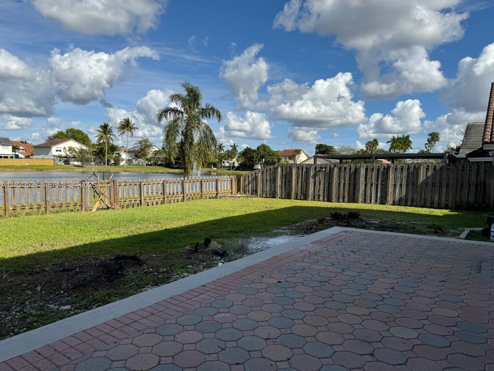 SAWGRASS ESTATES NORTH - Residential Lease