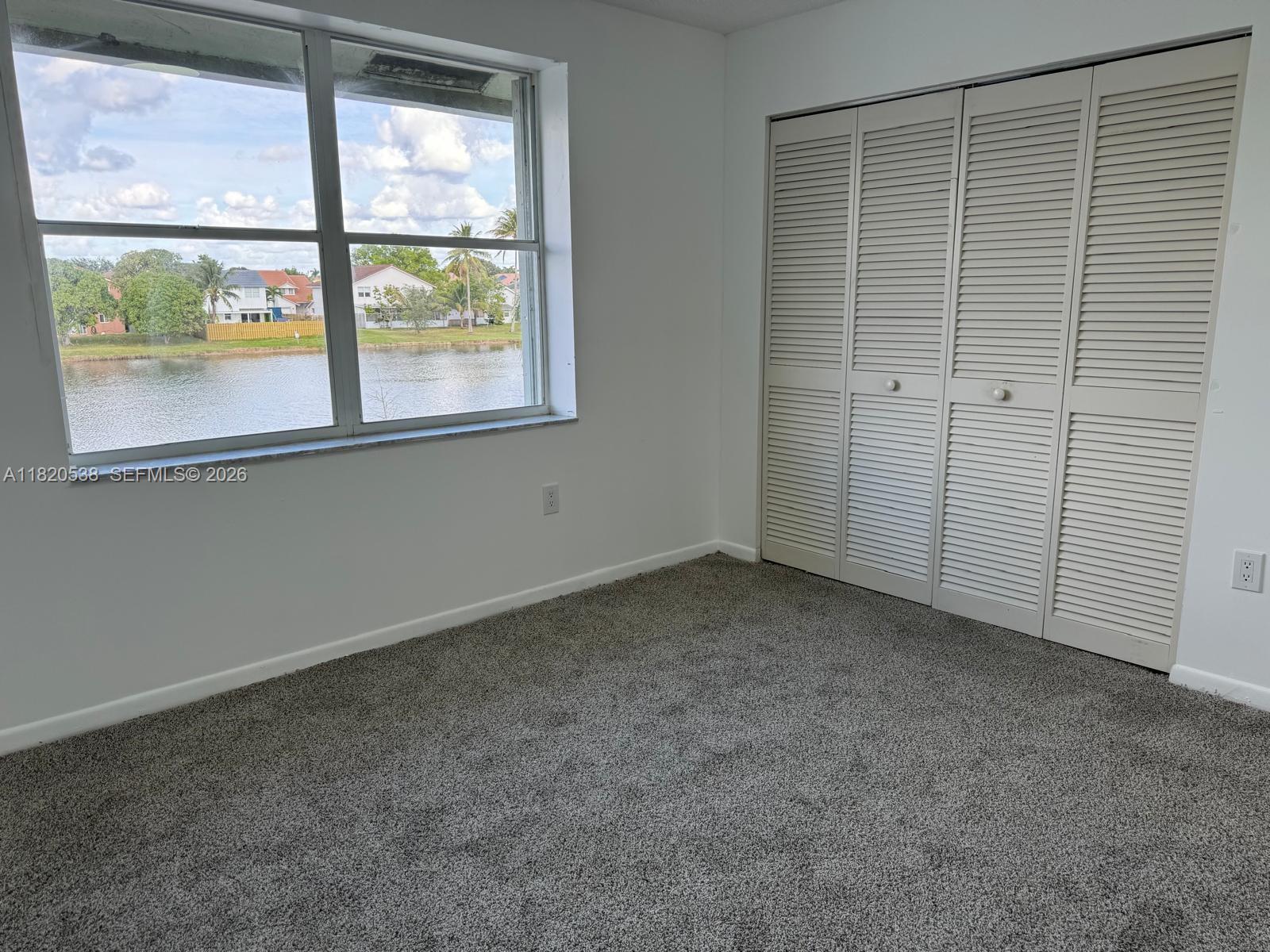 SAWGRASS ESTATES NORTH - Residential Lease