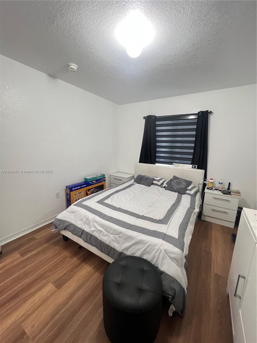 LAKES BY THE BAY JAY - Residential