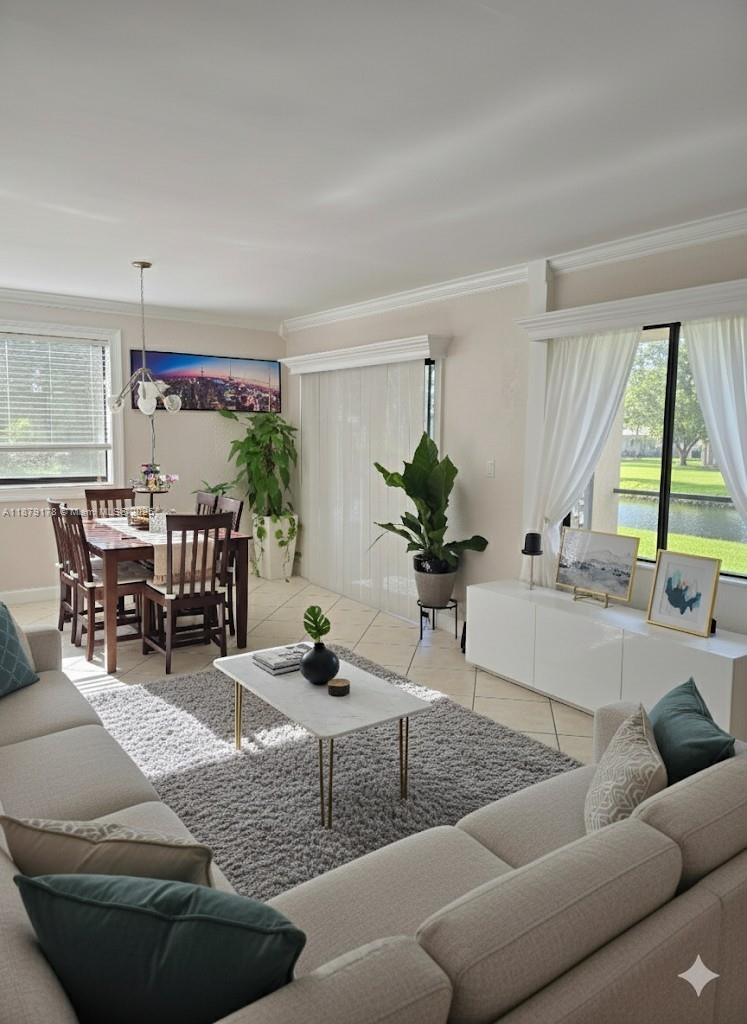 RACQUET CLUB VILLAGE APAR - Residential Lease