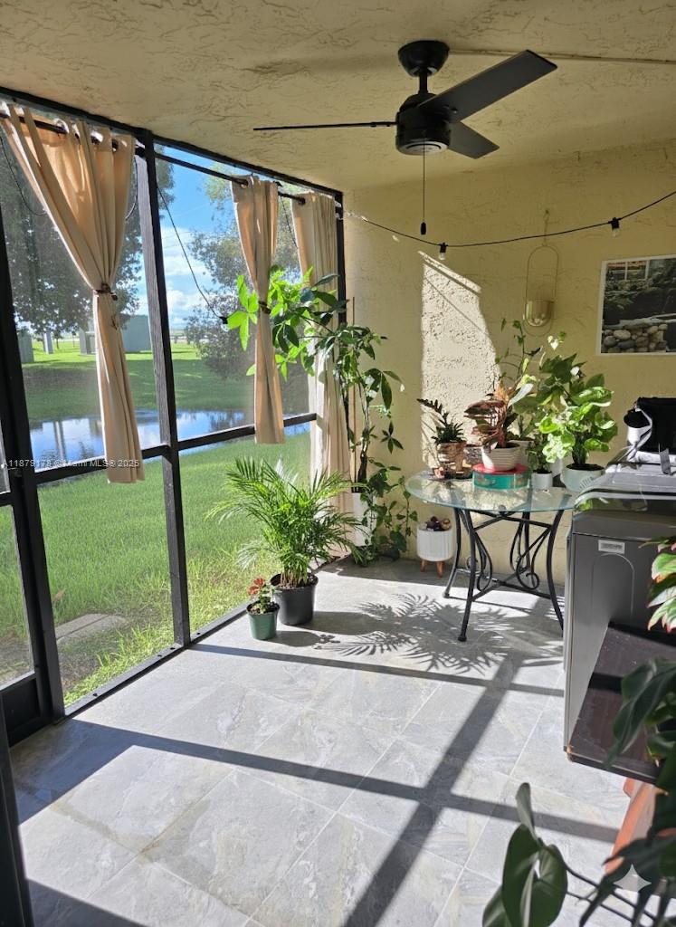 RACQUET CLUB VILLAGE APAR - Residential Lease