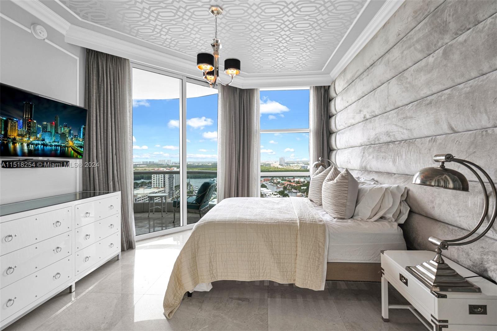 TURNBERRY OCEAN COLONY - Residential