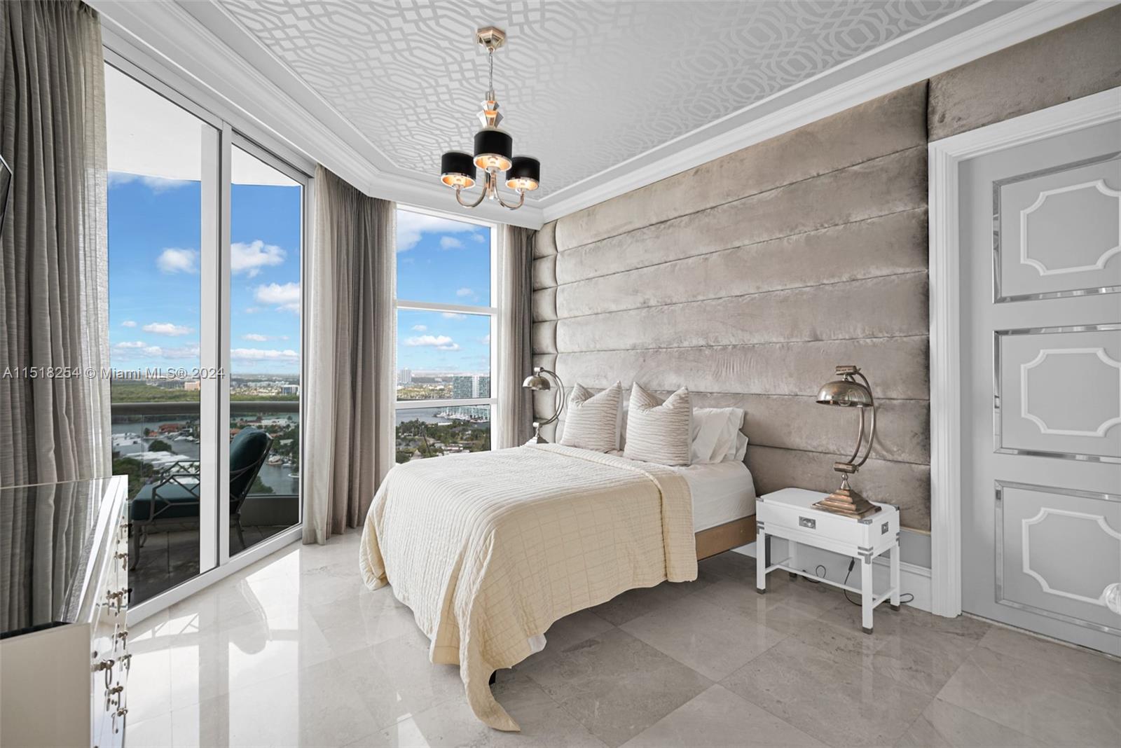 TURNBERRY OCEAN COLONY - Residential