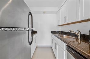 7545 E Treasure Dr 10 I