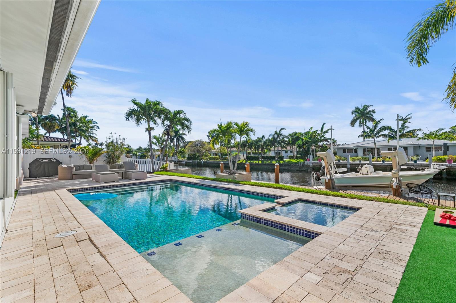 EDGEWATER ESTATES - Residential