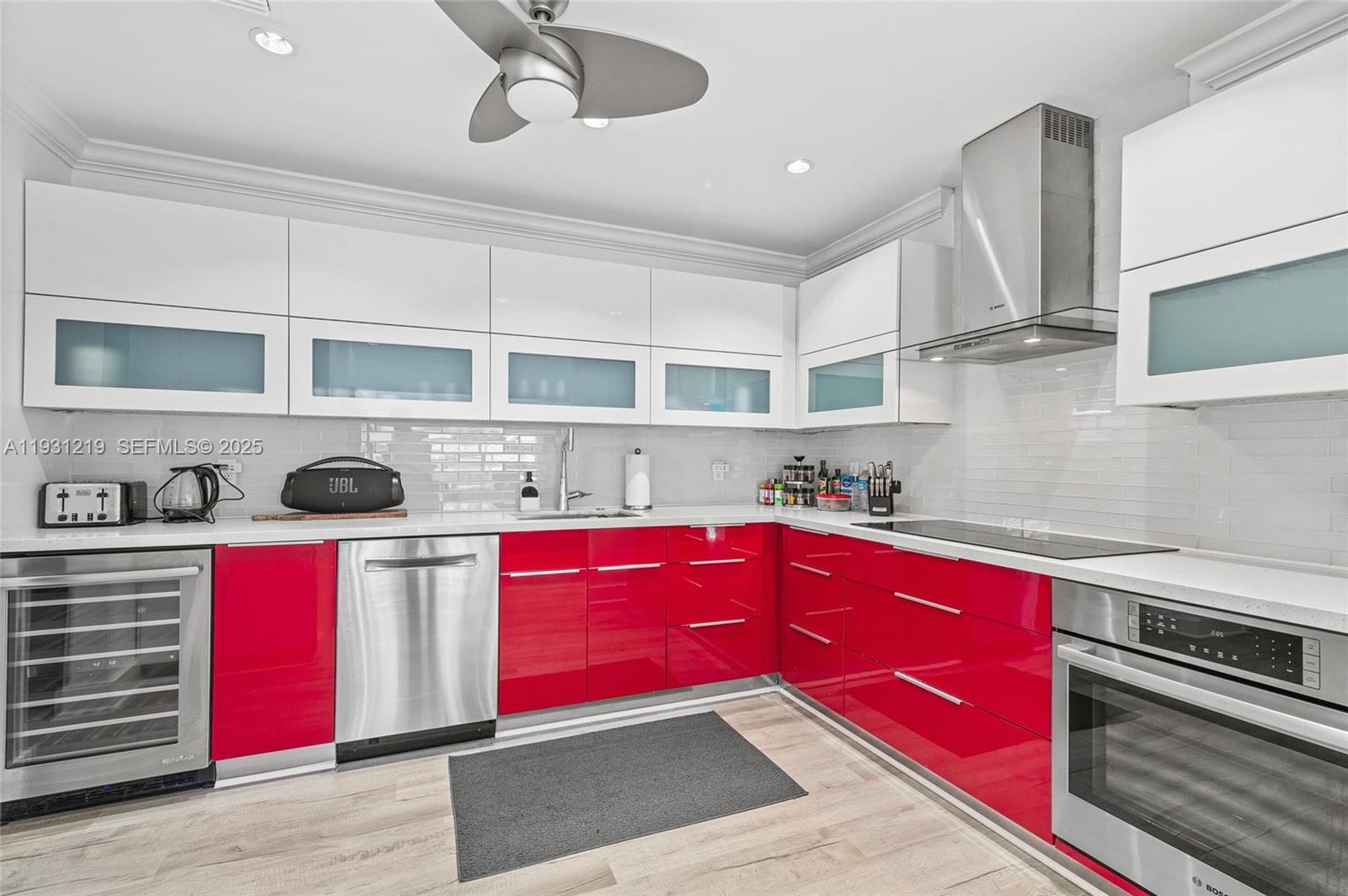 EDGEWATER ESTATES - Residential