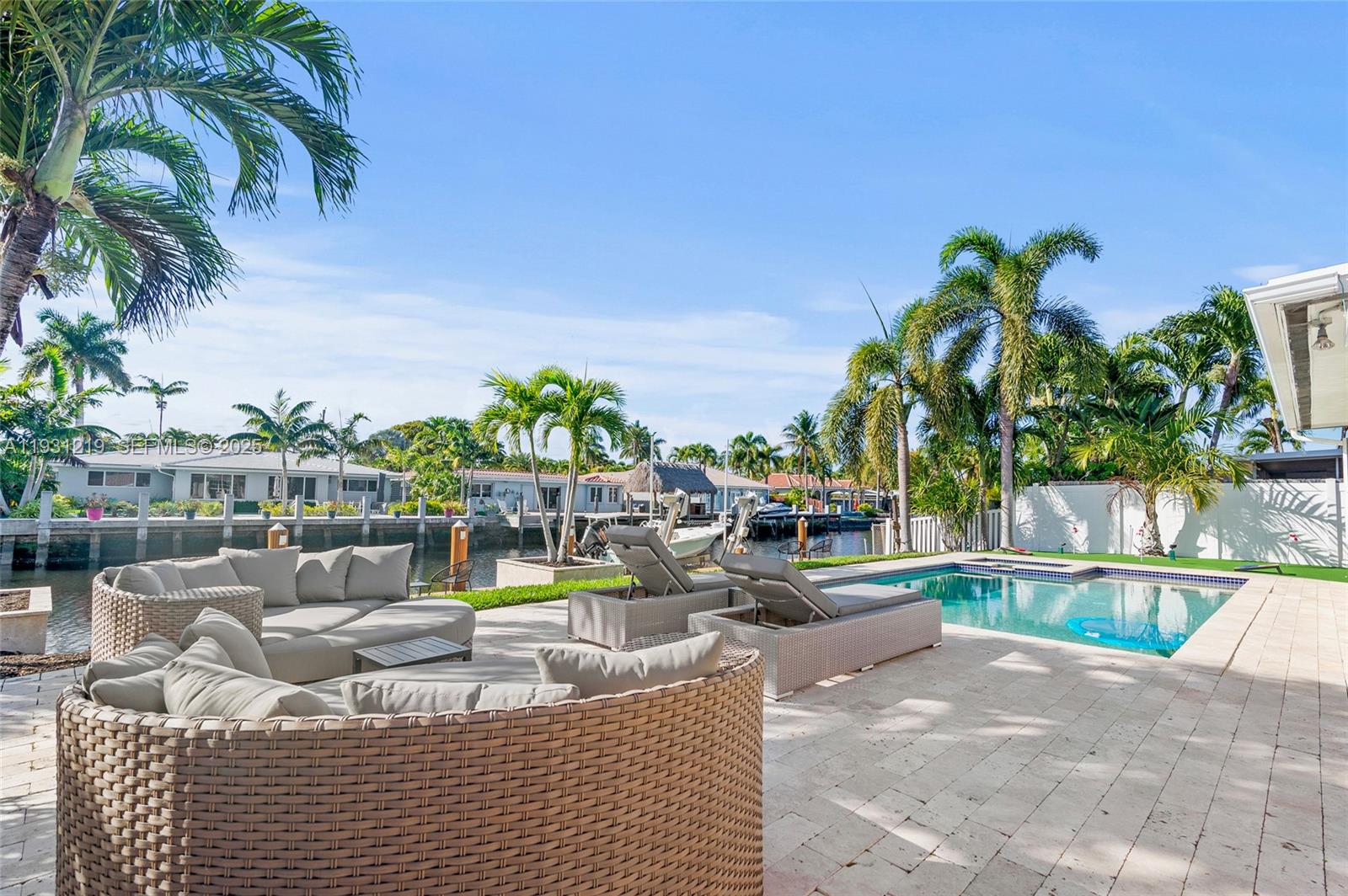 EDGEWATER ESTATES - Residential