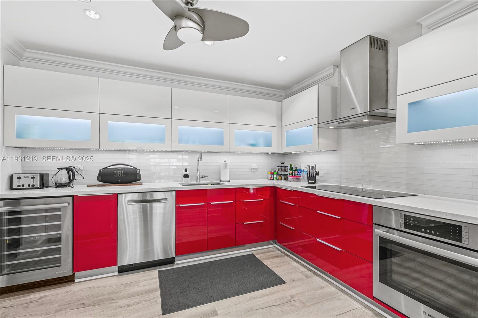 EDGEWATER ESTATES - Residential