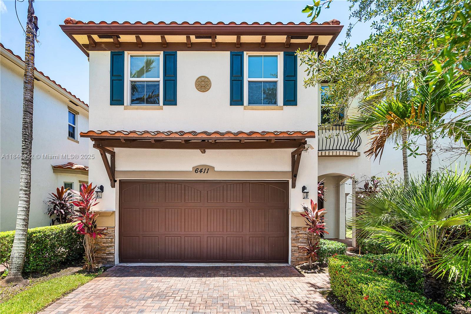 6411 Osprey Landing St, Davie, FL, 33314/$724,999 1 6411 Osprey Landing St