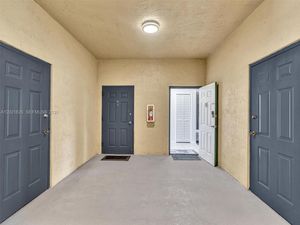 Photo of 7085 Nova Dr #321, Davie, FL 33317 (MLS # A12021625)