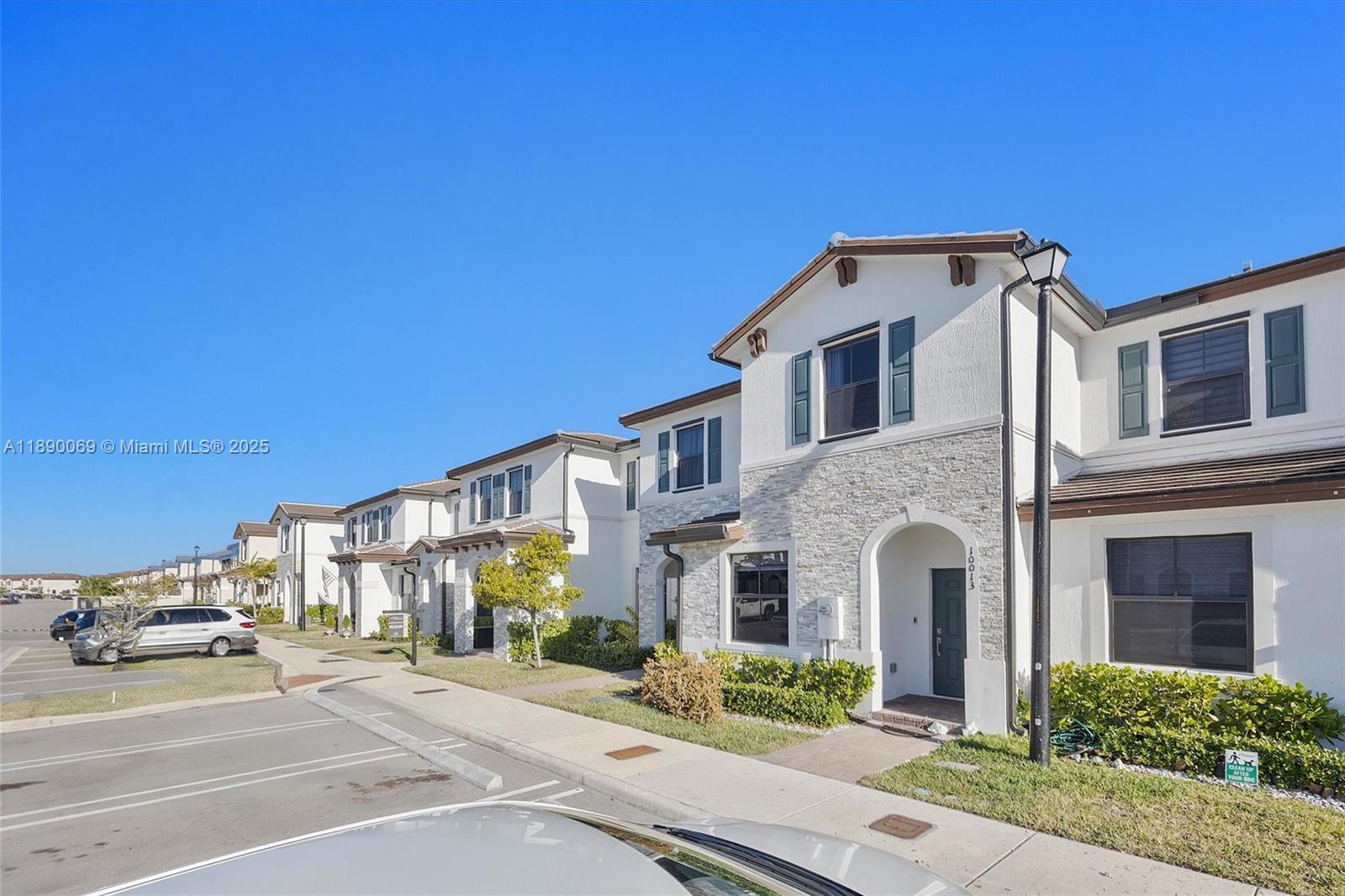 10013 SW 228th Ter 10013