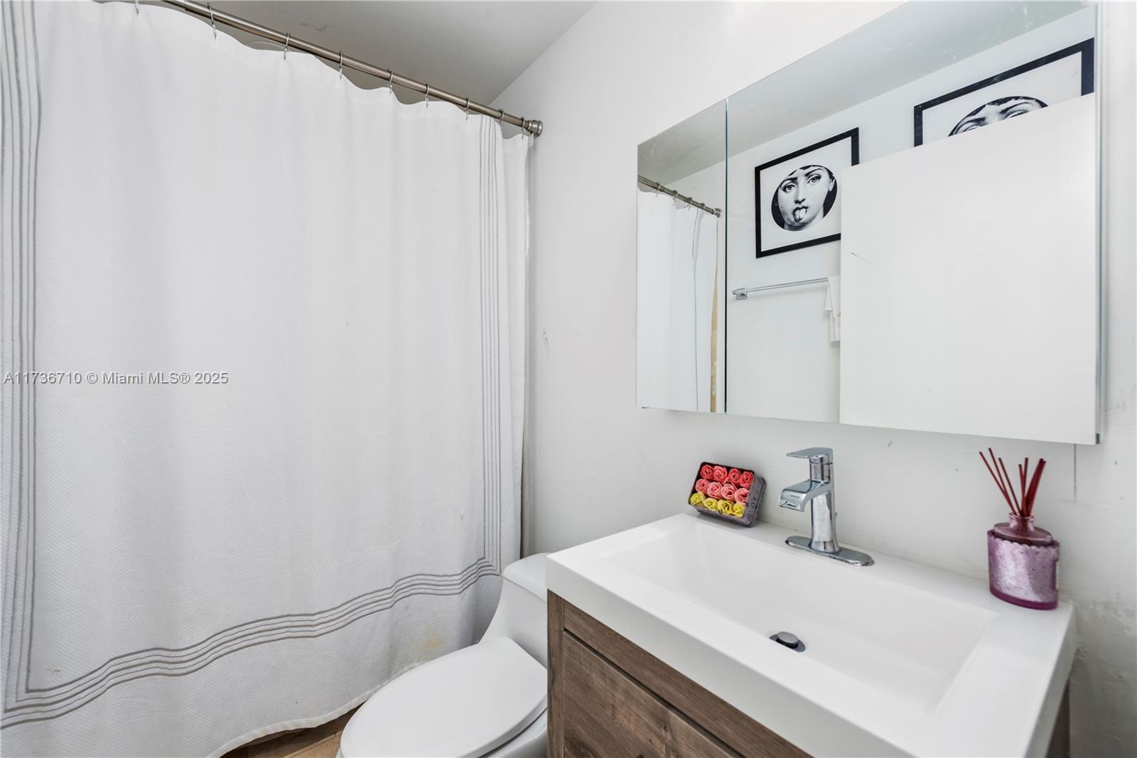 AVENTURA MARINA II - Residential