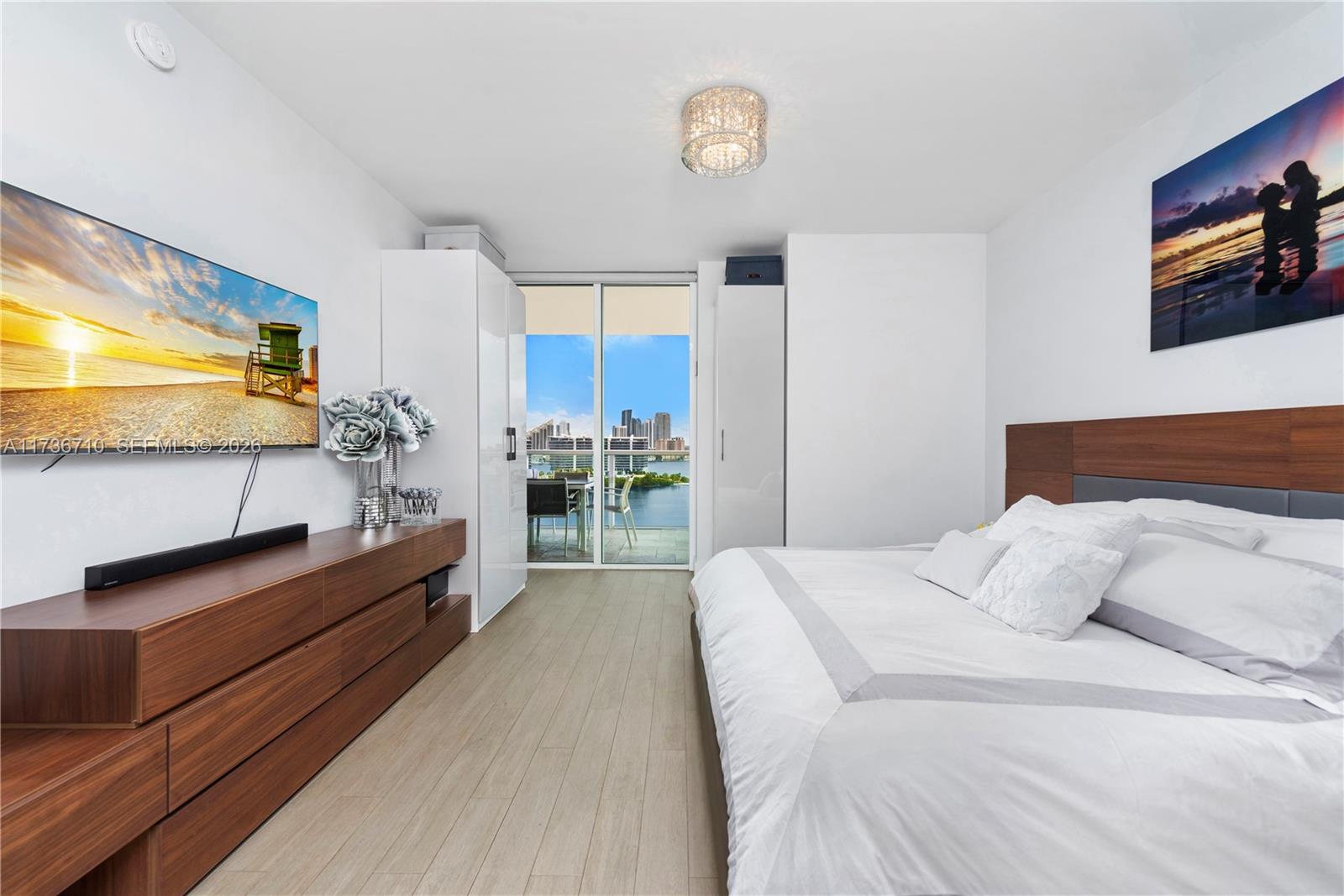 AVENTURA MARINA II - Residential