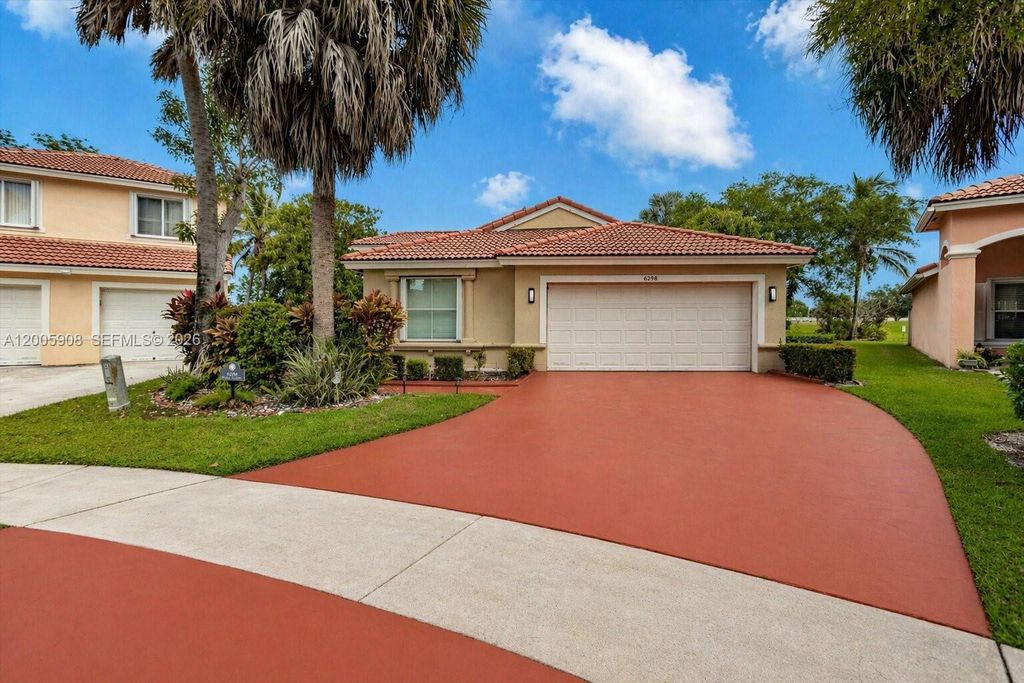 Photo of 6298 Harbour Chase Dr, Lake Worth, FL 33467 (MLS # A12005908)