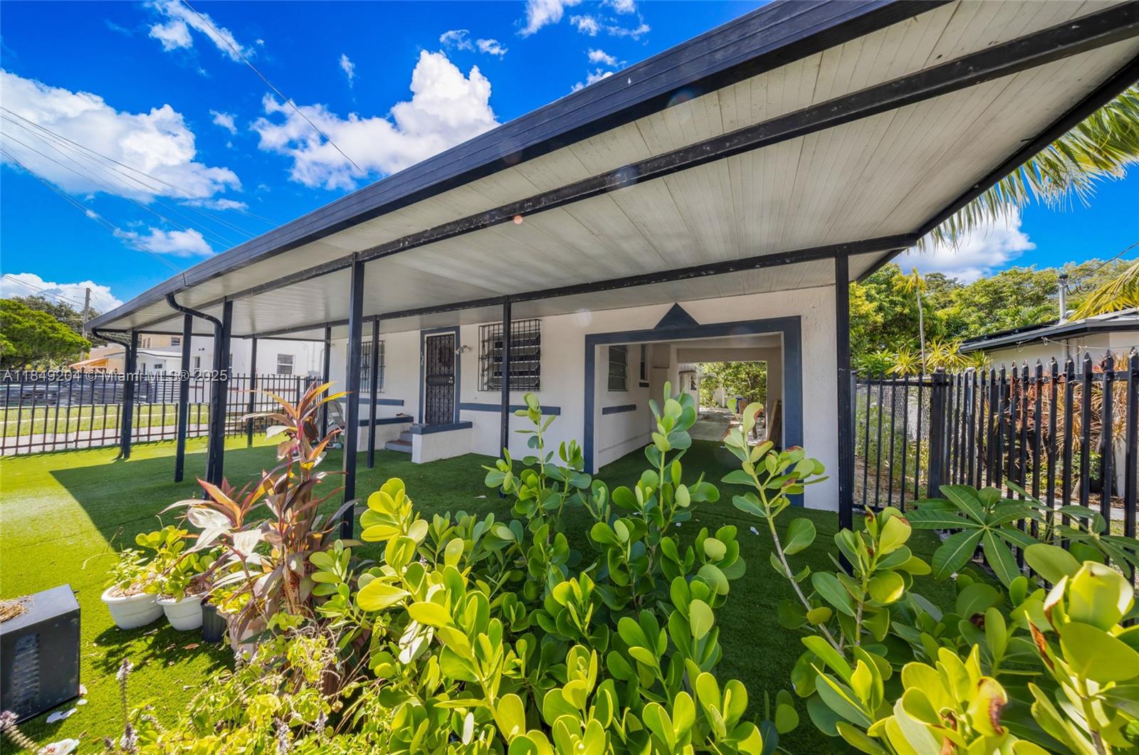 128 NW 53rd St
