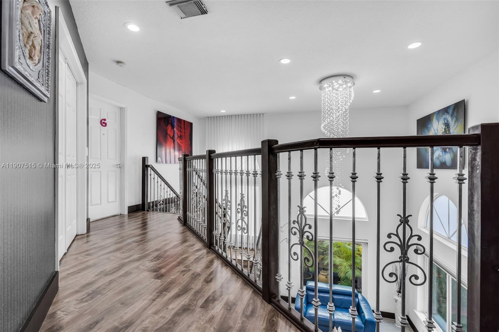 DORAL MEADOWS 1ST ADDN - Residential