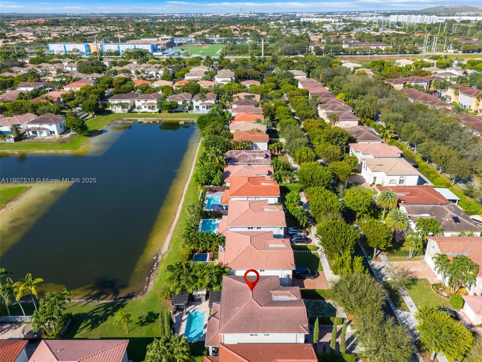 DORAL MEADOWS 1ST ADDN - Residential