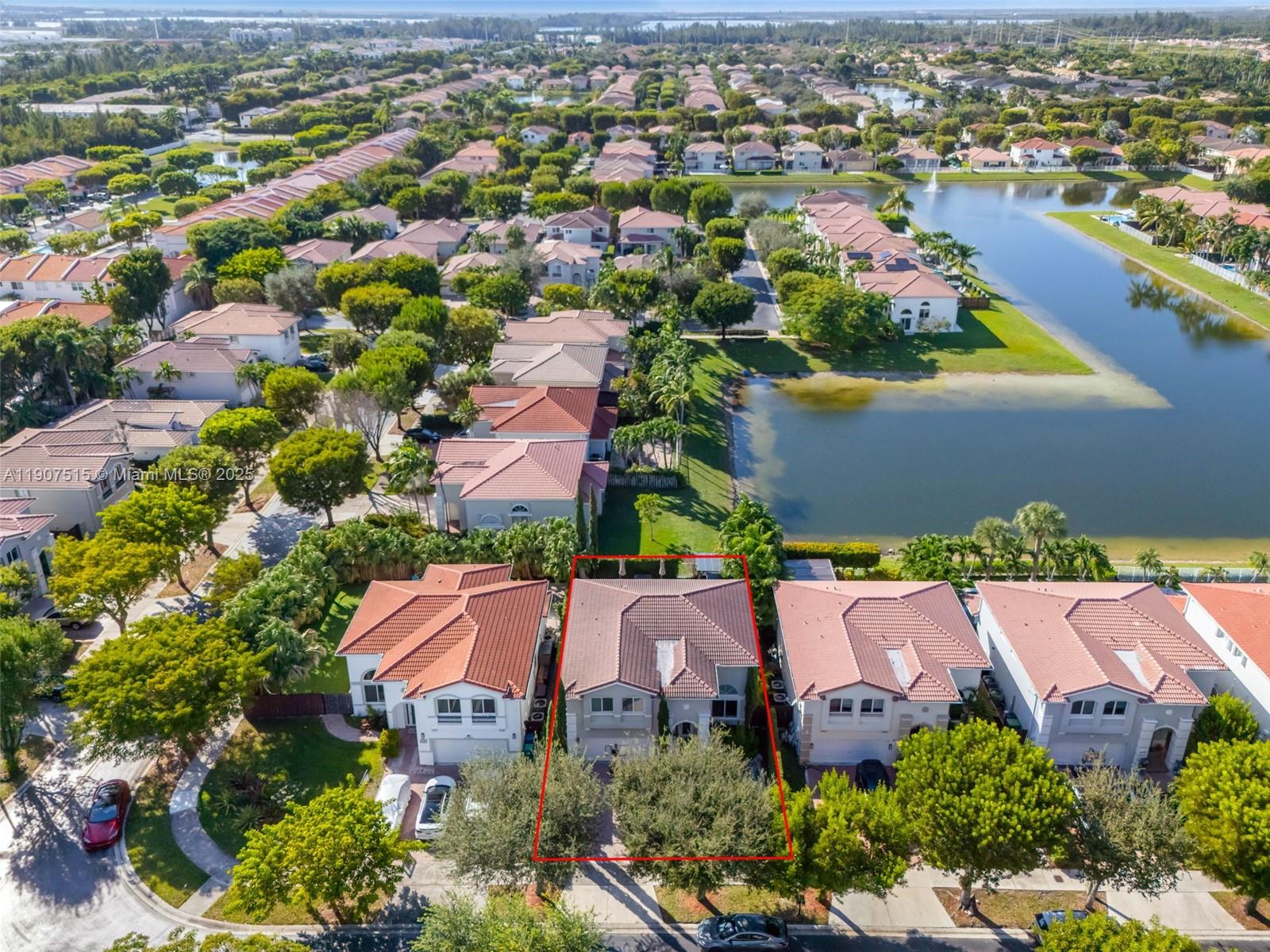 DORAL MEADOWS 1ST ADDN - Residential