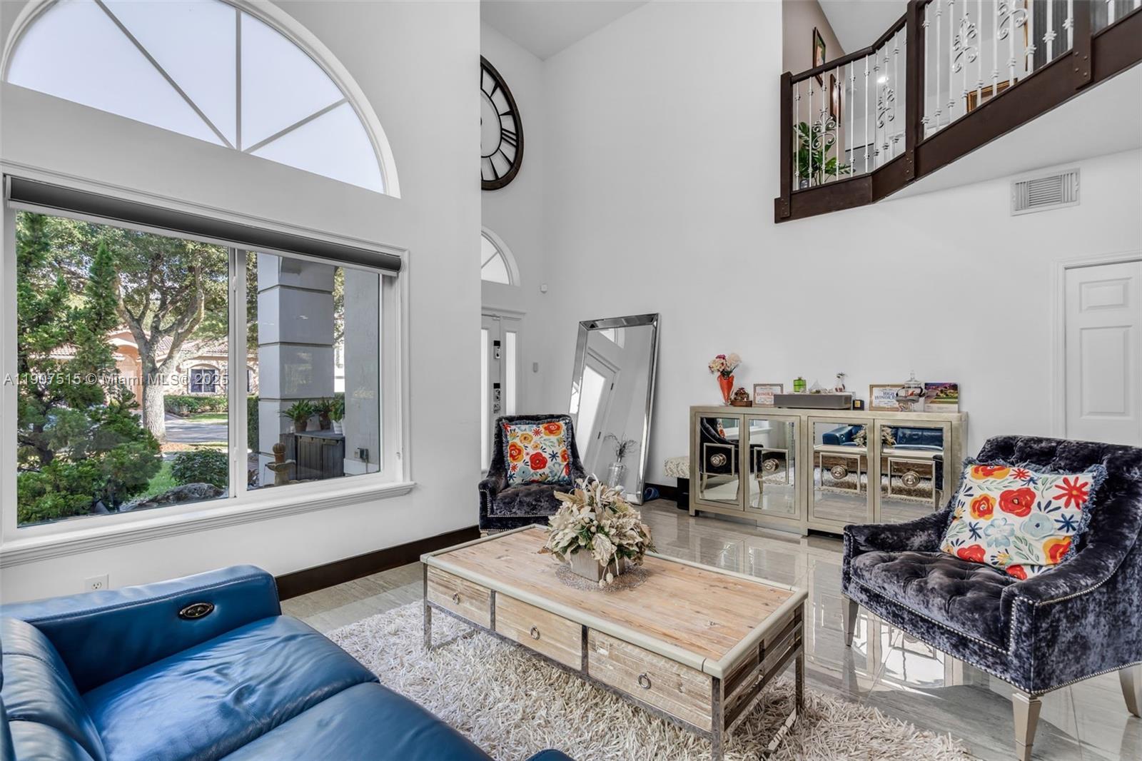 DORAL MEADOWS 1ST ADDN - Residential