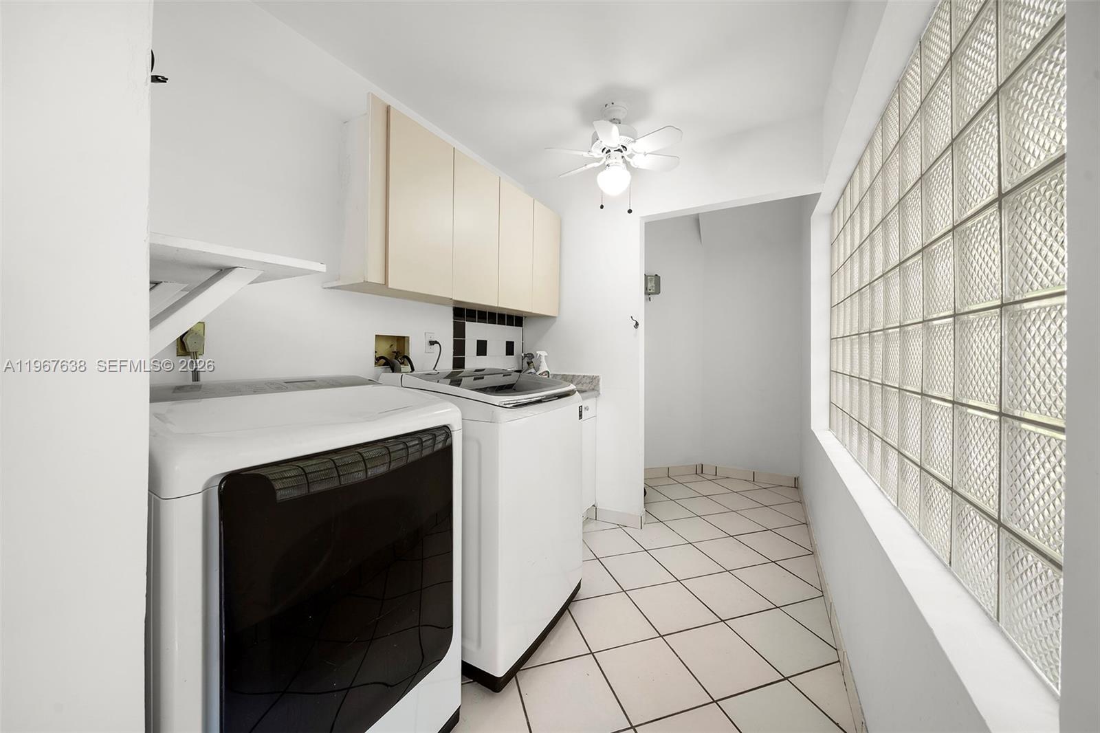 GOLDEN BEACH SEC E - Residential